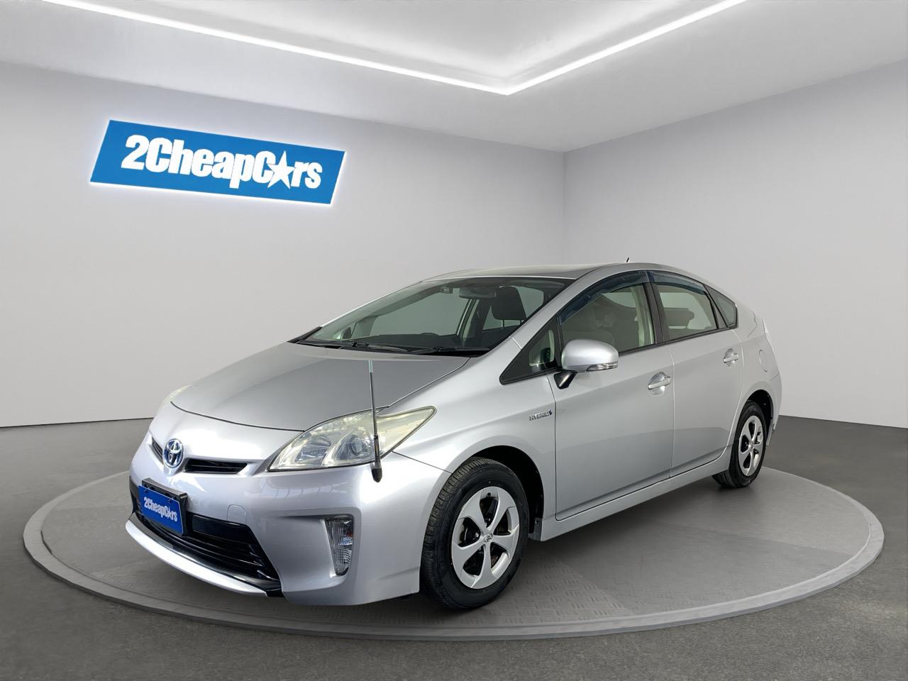 2015 Toyota Prius Hybrid Hatchback
