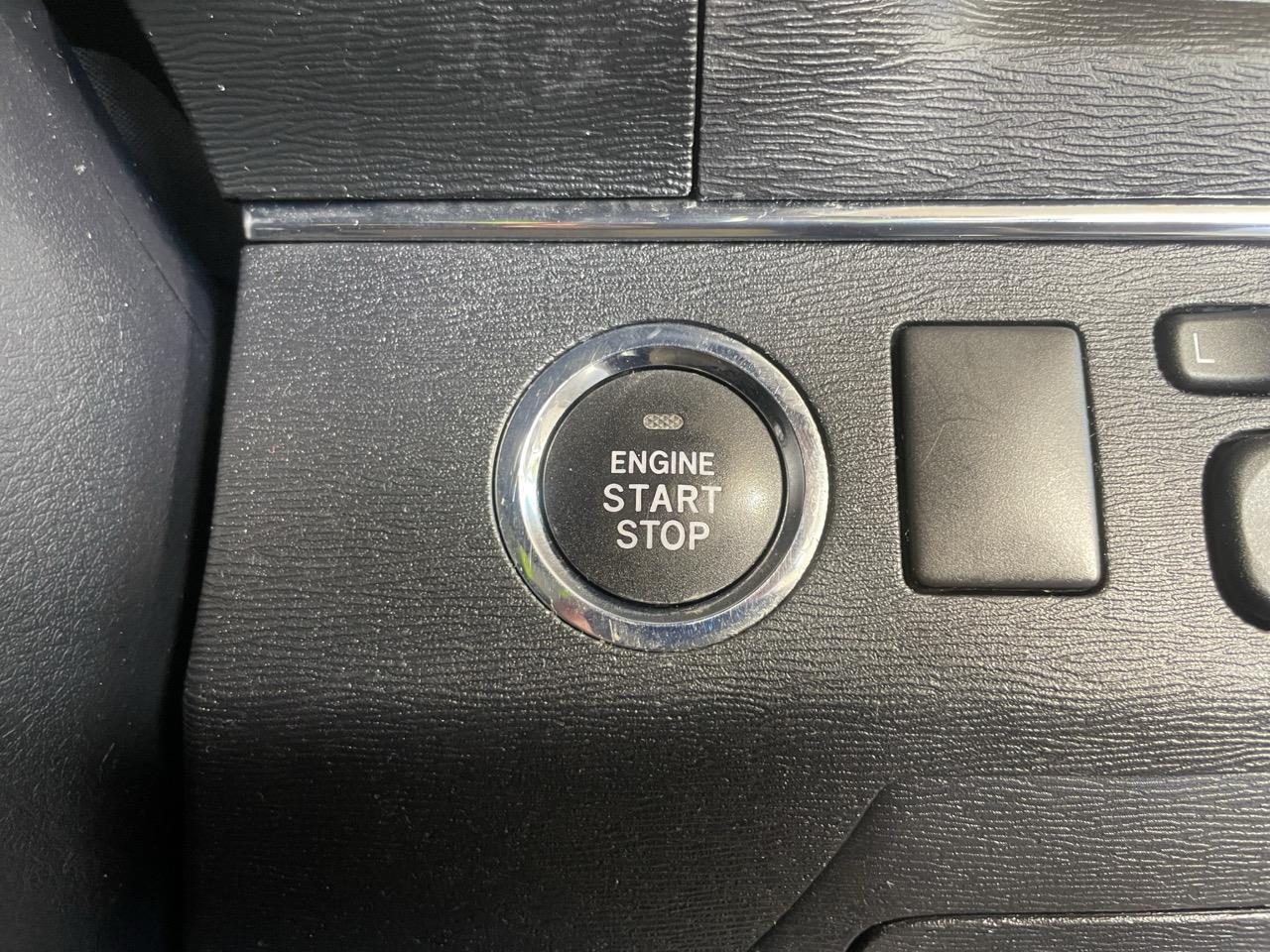 2013 Toyota Avensis WAGON LI Station Wagon REVERSING CAMERA + AUTO LIGHTS + PUSH BUTTON START