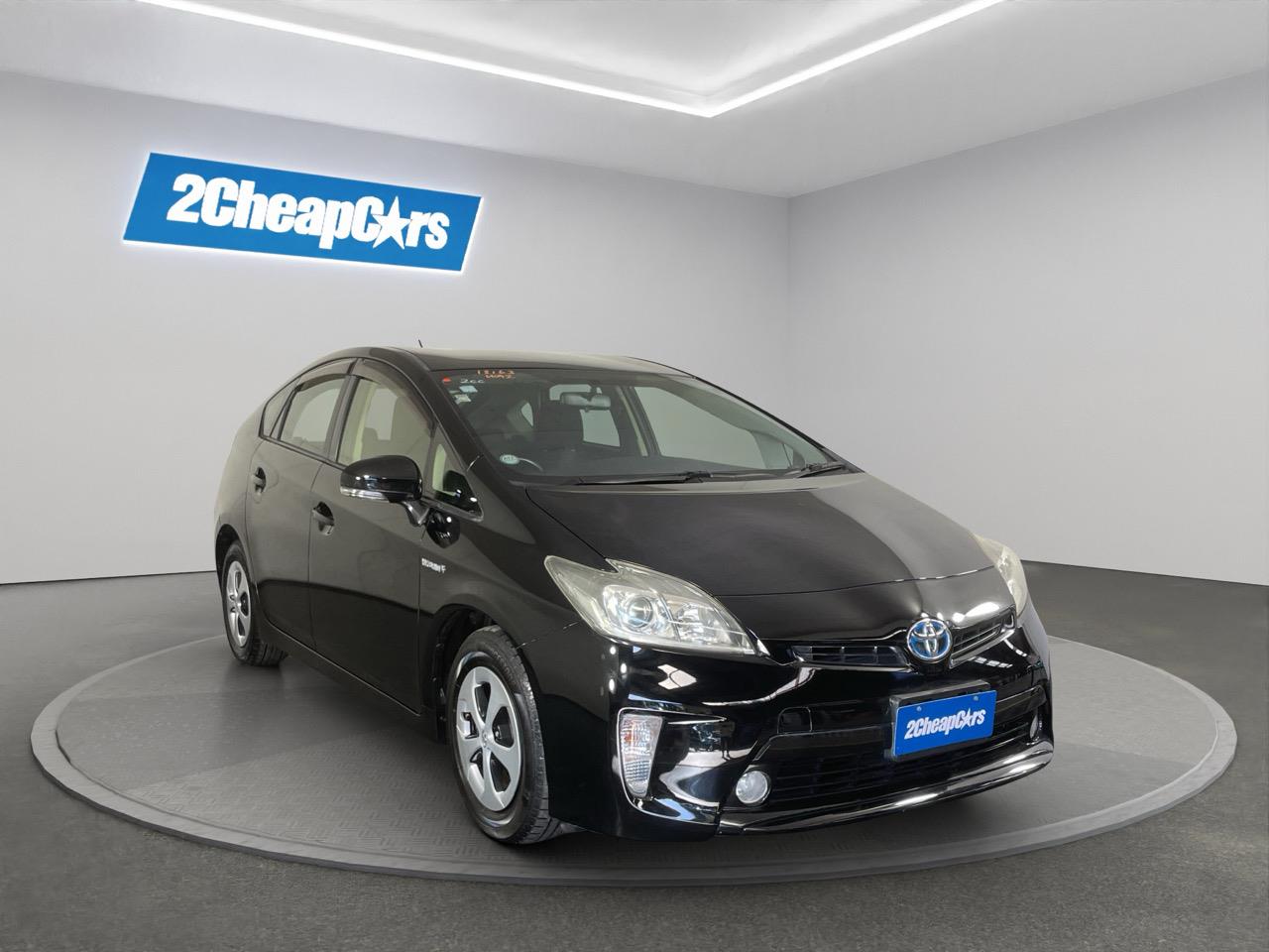 2012 Toyota Prius S Hatchback REVERSING CAMERA + AUTO LIGHTS + PUSH START