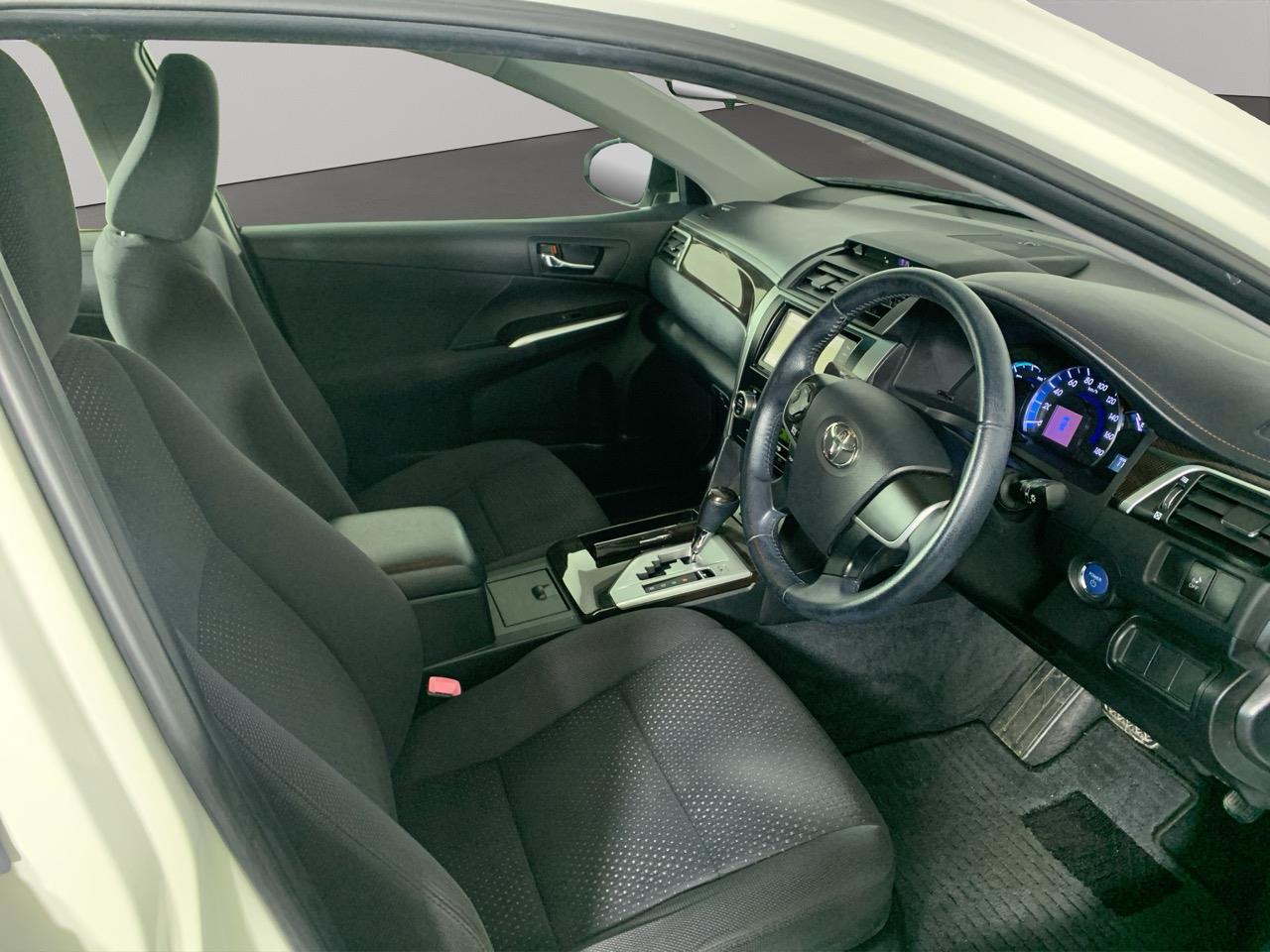 2012 Toyota Camry HYBRID G Sedan REVESING CAMERA + PUSH SRART + AUTO LIGHTS