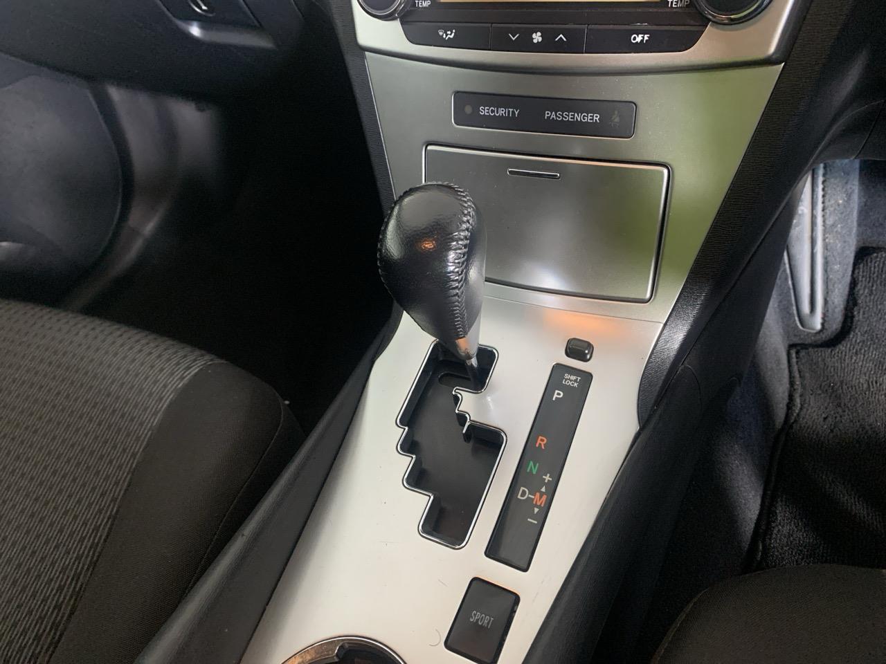 2014 Toyota Avensis WAGON Station Wagon PUSH BUTTON START + AUTO LIGHTS + REVERSING CAMERA