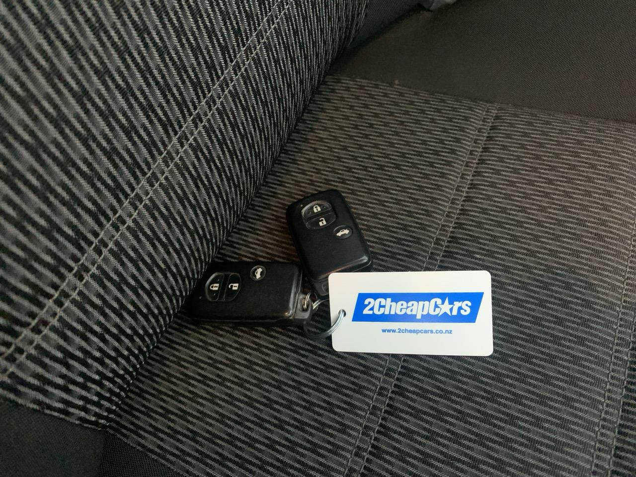 2014 Toyota Avensis WAGON Station Wagon PUSH BUTTON START + AUTO LIGHTS + REVERSING CAMERA