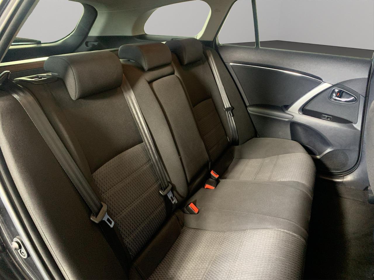 2014 Toyota Avensis WAGON Station Wagon PUSH BUTTON START + AUTO LIGHTS + REVERSING CAMERA