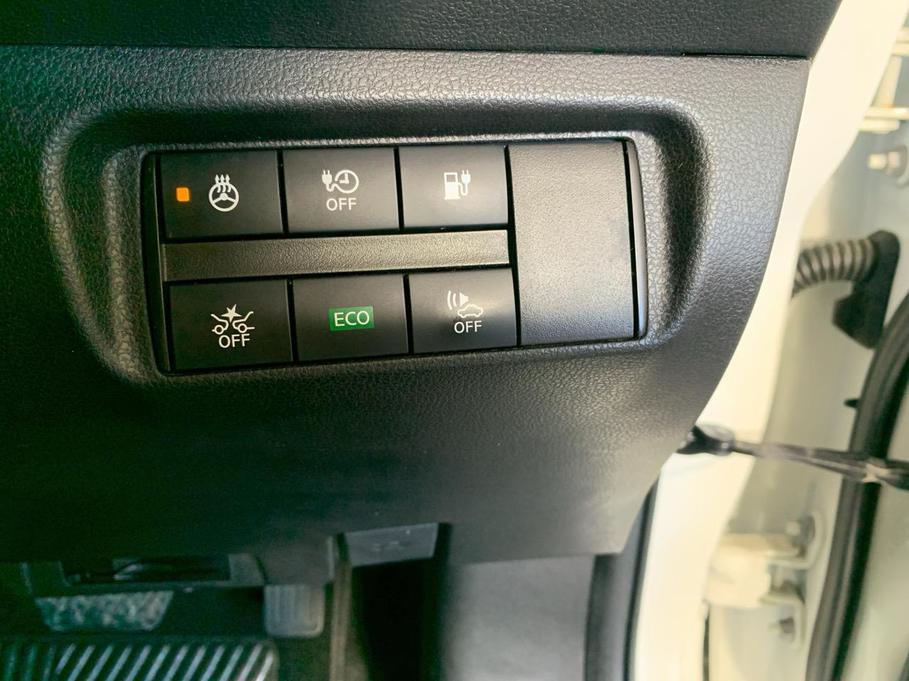 2019 Nissan Leaf G Hatchback HEATED SEATS + CRUISE CONTROL + REVERSING CAMERA