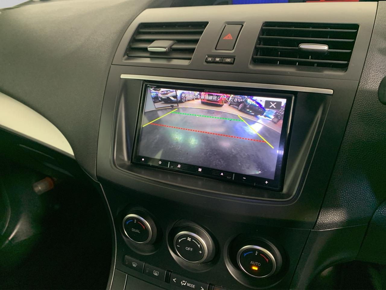 2013 Mazda Axela 3 2.0L Hatchback PUSH BUTTON START + AUTO LIGHTS + REVERSING CAMERA