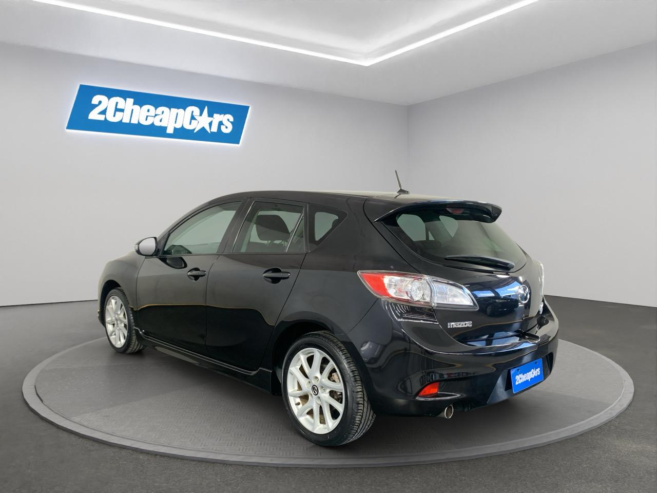 2013 Mazda Axela 3 2.0L Hatchback PUSH BUTTON START + AUTO LIGHTS + REVERSING CAMERA