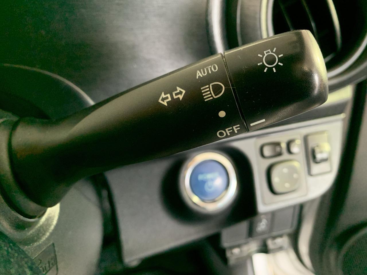 2014 Toyota Aqua S Hatchback REVERSING CAMERA + PUSH BUTTON START + AUTO LIGHTS