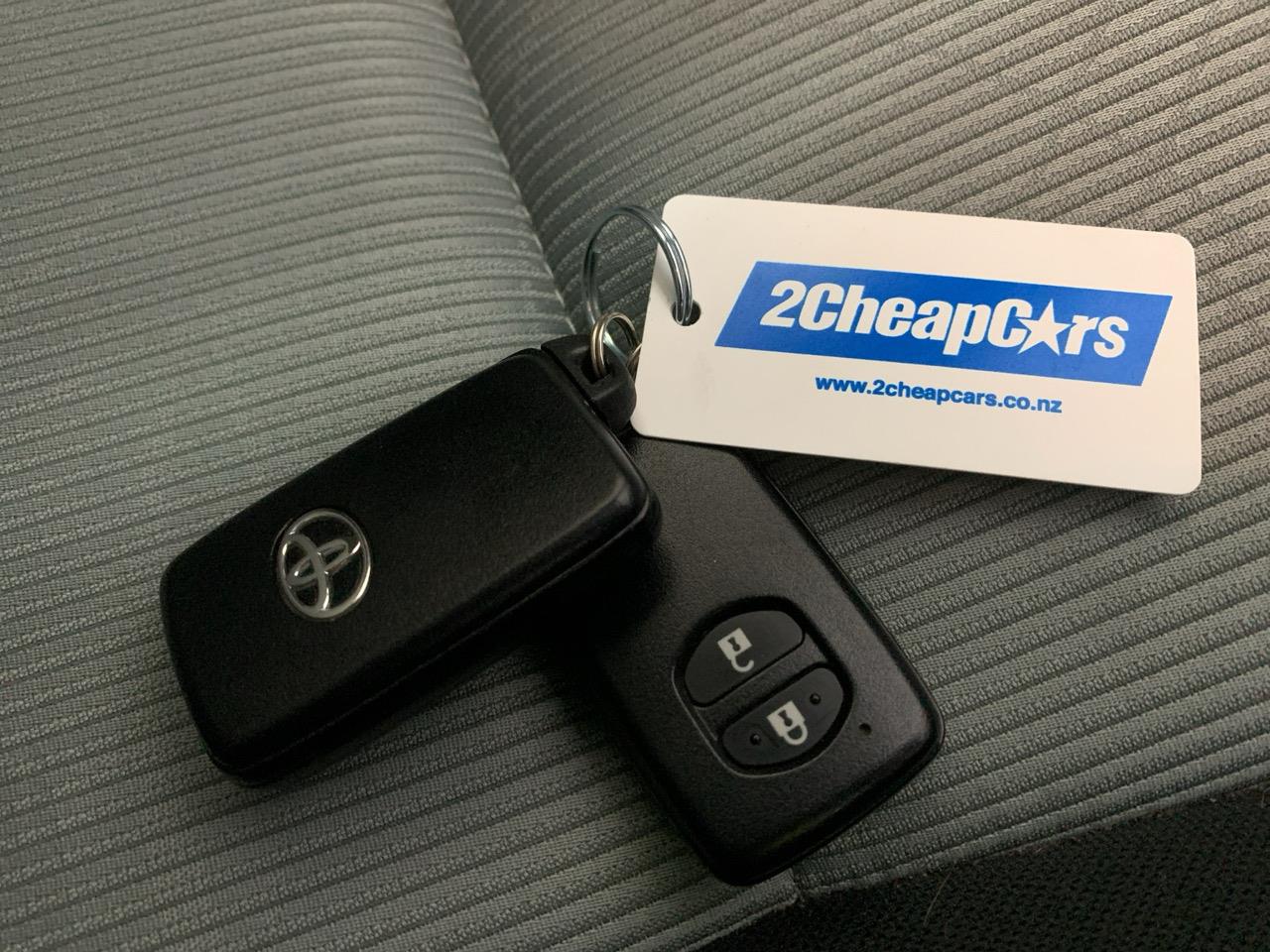 2014 Toyota Aqua S Hatchback REVERSING CAMERA + PUSH BUTTON START + AUTO LIGHTS