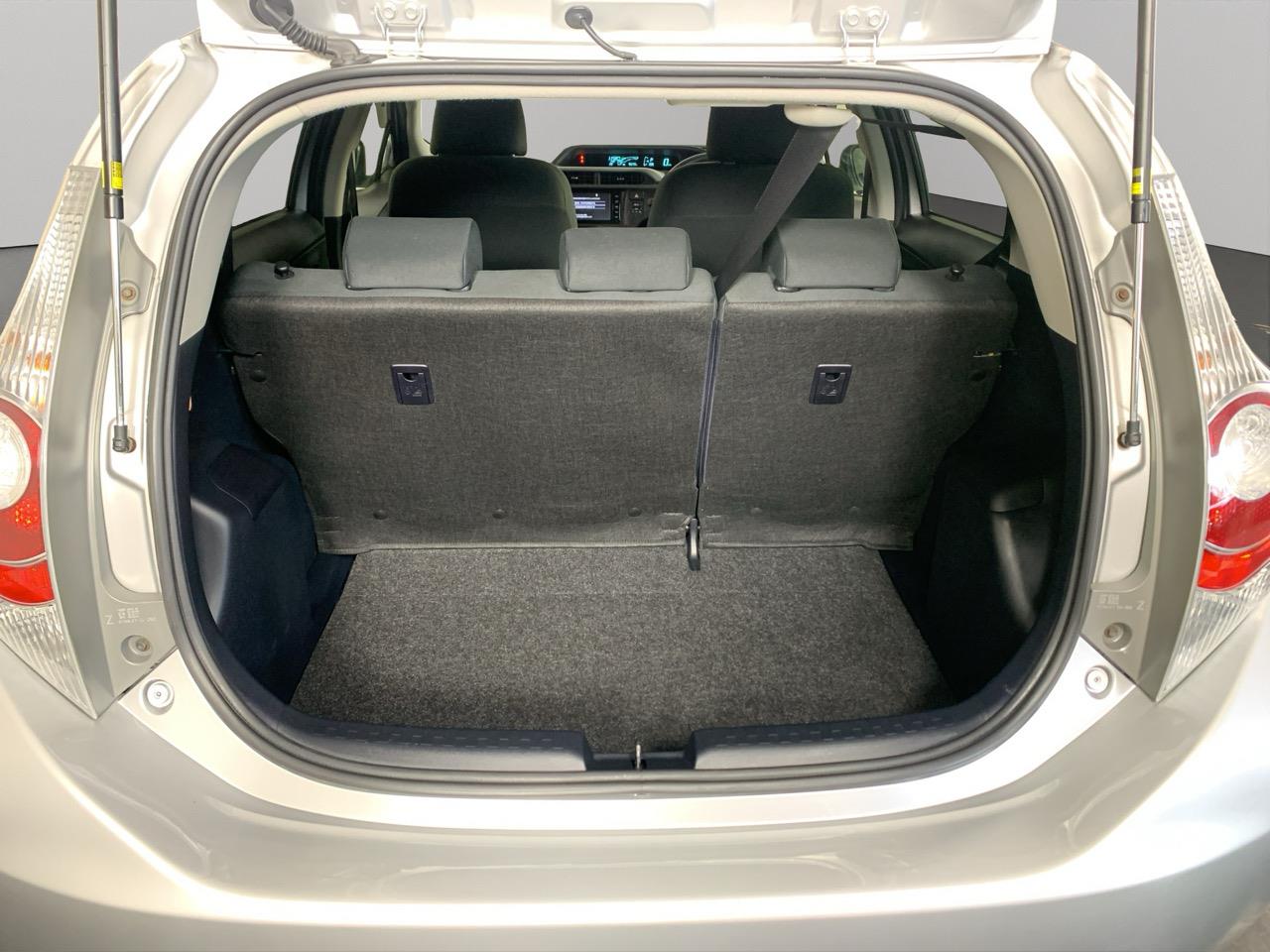 2014 Toyota Aqua S Hatchback REVERSING CAMERA + PUSH BUTTON START + AUTO LIGHTS