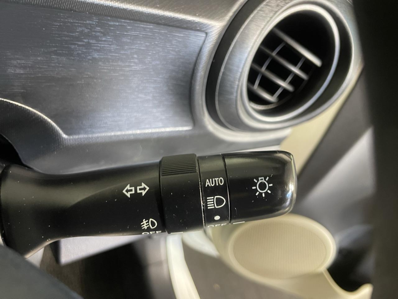 2012 Toyota Aqua S Hatchback AUTO LIGHTS + PUSH START