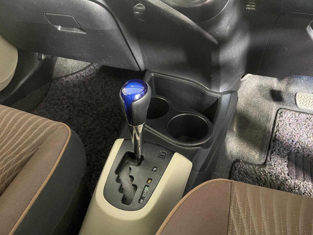 2013 Toyota Aqua G Hatchback REVERSING CAMERA + SMART KEY