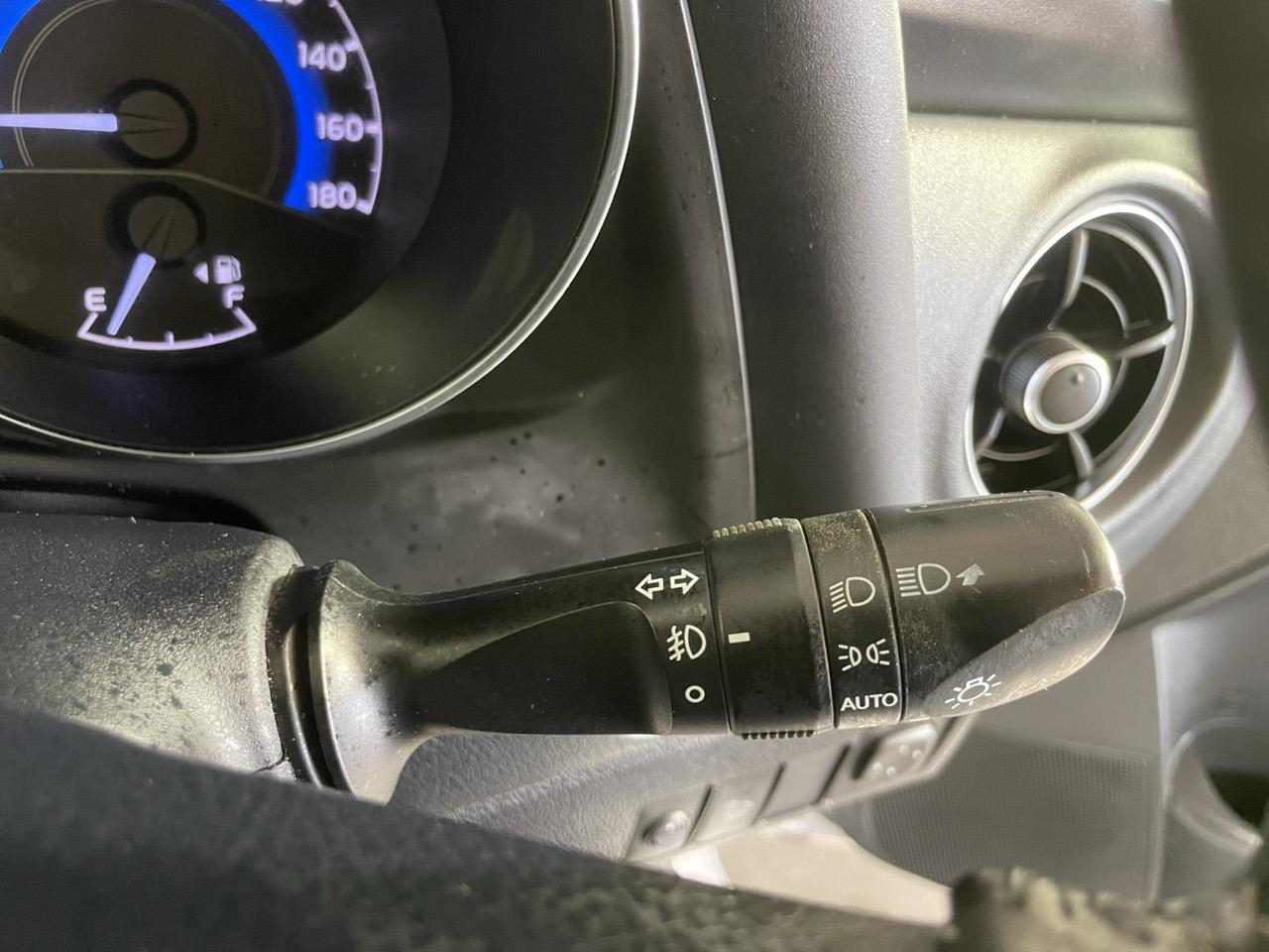 2016 Toyota Auris Corolla Hybrid G Hatchback REVERSING CAMERA + AUTO LIGHTS + PUSH BUTTON START