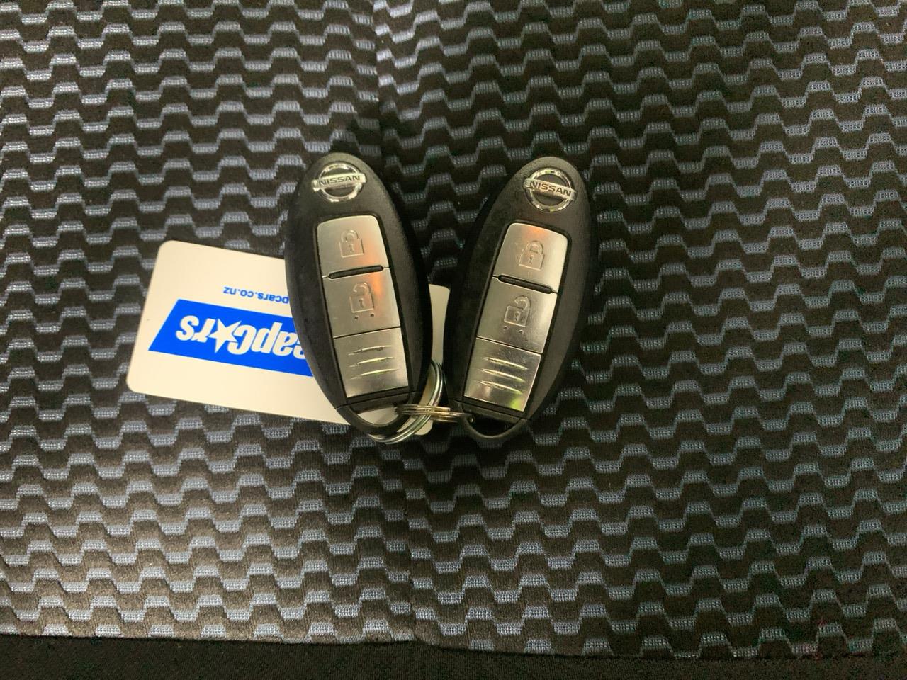 2015 Nissan Note 1.2 X Emergency Brake Package Hatchback 360 REVESING CAMERA + AUTO LIGHTS 