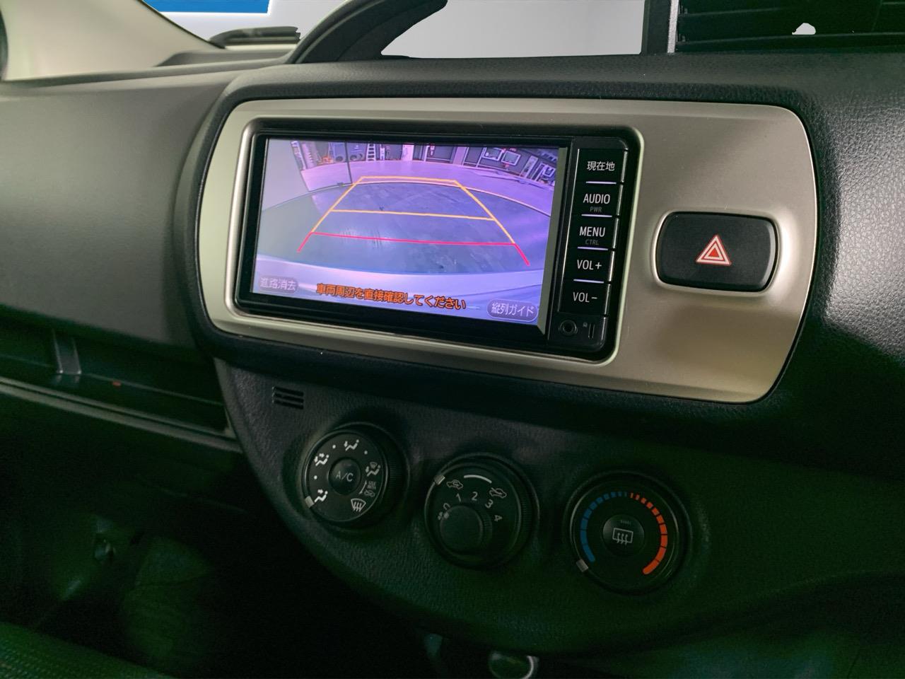 2016 Toyota Vitz Yaris F Hatchback LOW KMS + REVERSING CAMERA 