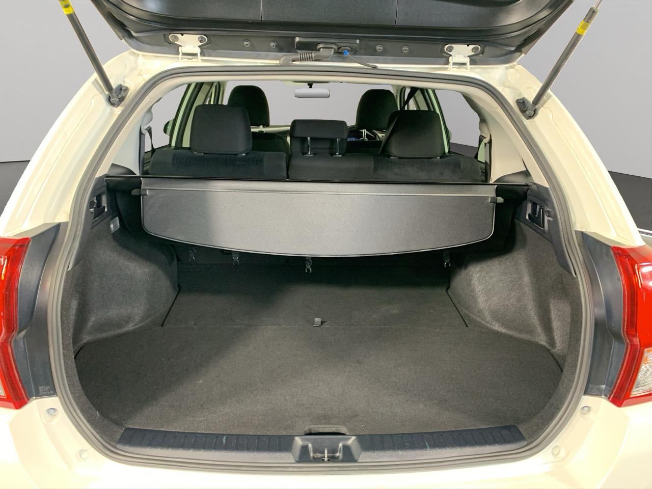 2013 Toyota Corolla Fielder Hybrid Station Wagon PUSH BUTTON START + AUTO LIGHTS