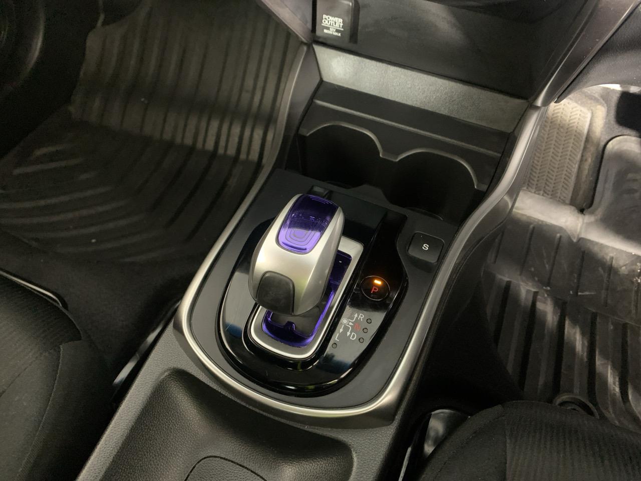 2014 Honda Grace Hybrid EX Sedan LOW KMS + PUSH START + GREAT FUEL EFFICIENCY