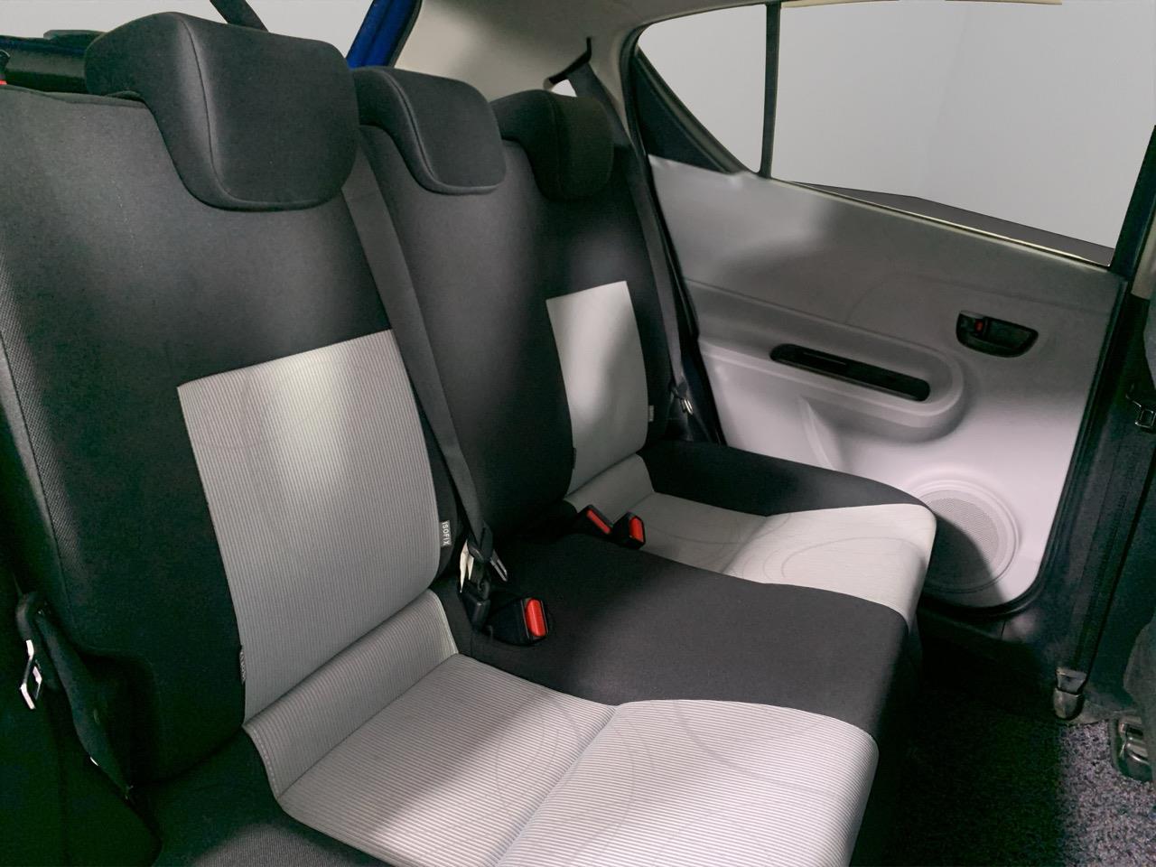 2013 Toyota Aqua S Hatchback REVERSING CAMERA + PUSH BUTTON START + AUTO LIGHTS