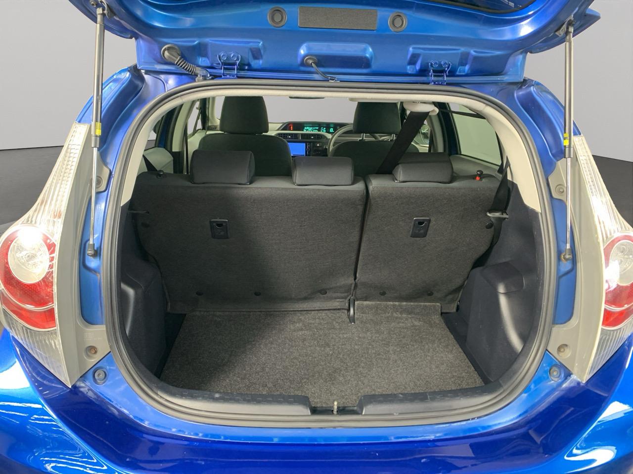 2013 Toyota Aqua S Hatchback REVERSING CAMERA + PUSH BUTTON START + AUTO LIGHTS