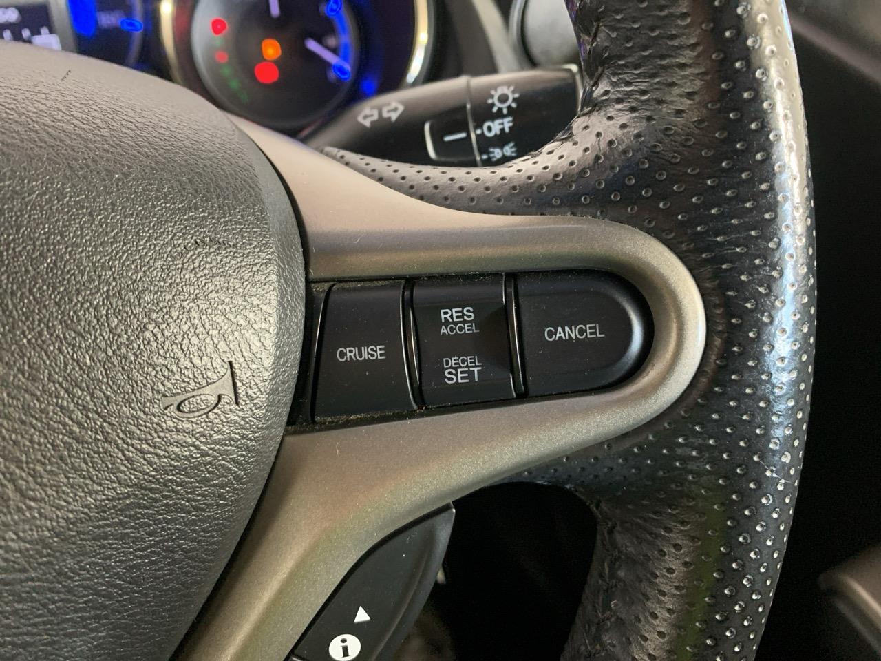 2012 Honda Fit Jazz hybrid Hatchback CRUISE CONTROL + HYBRID