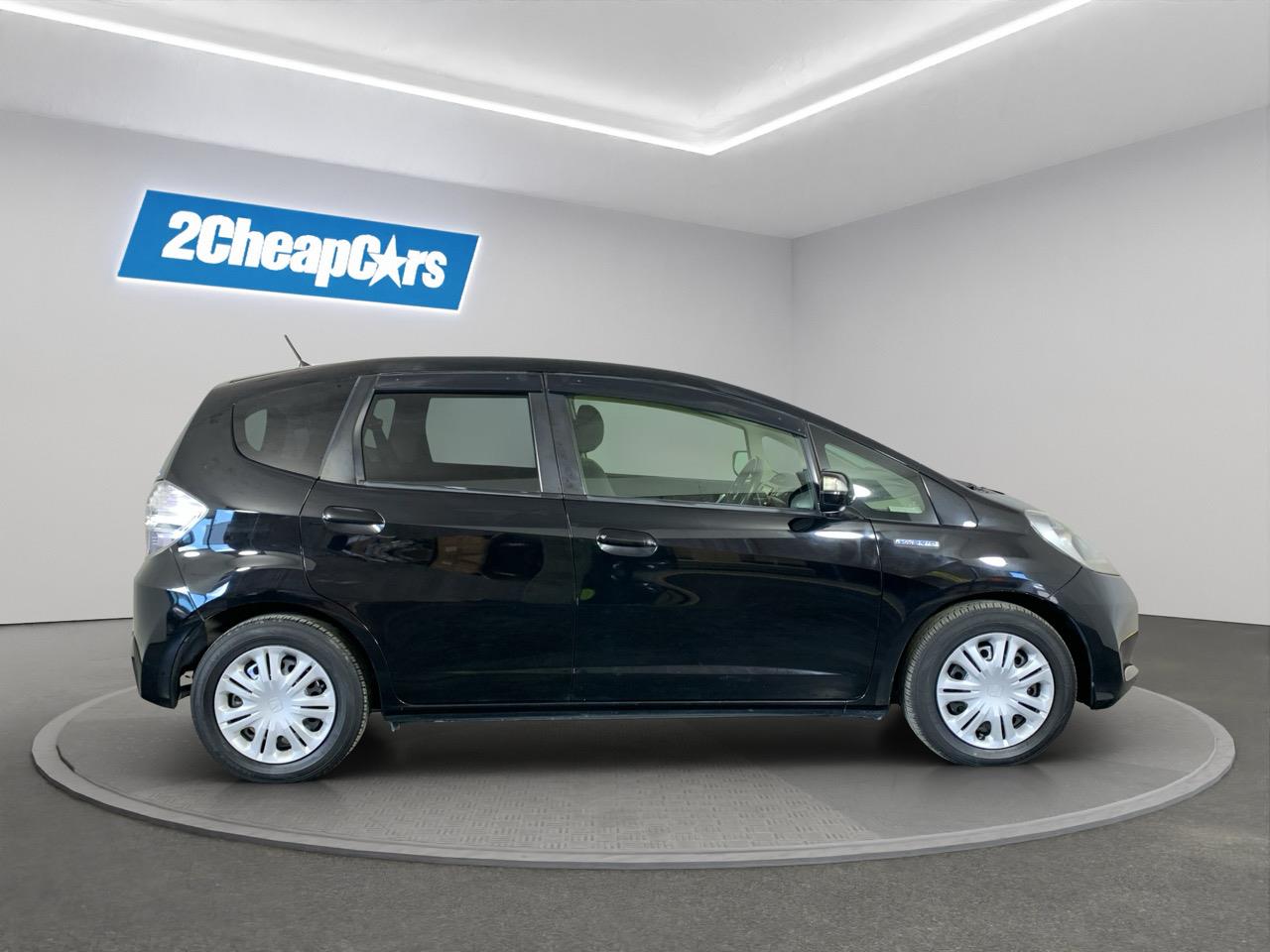 2012 Honda Fit Jazz hybrid Hatchback CRUISE CONTROL + HYBRID