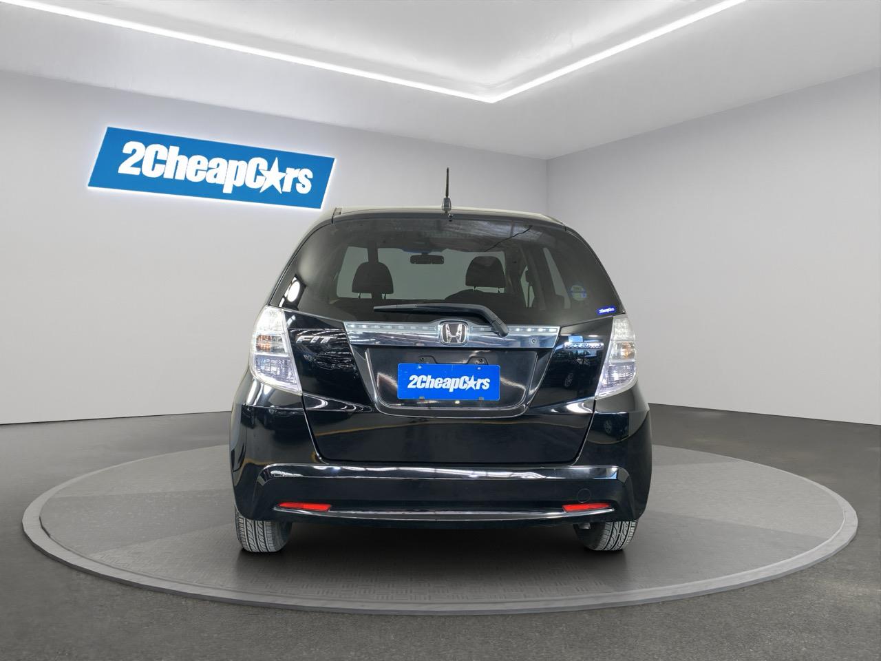 2012 Honda Fit Jazz hybrid Hatchback CRUISE CONTROL + HYBRID