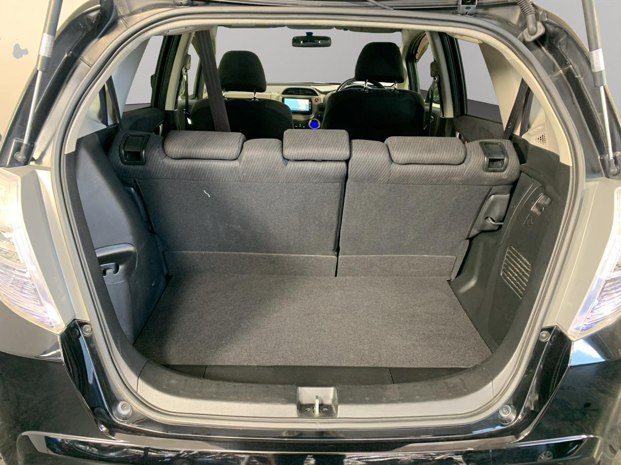 2012 Honda Fit Jazz hybrid Hatchback CRUISE CONTROL + HYBRID