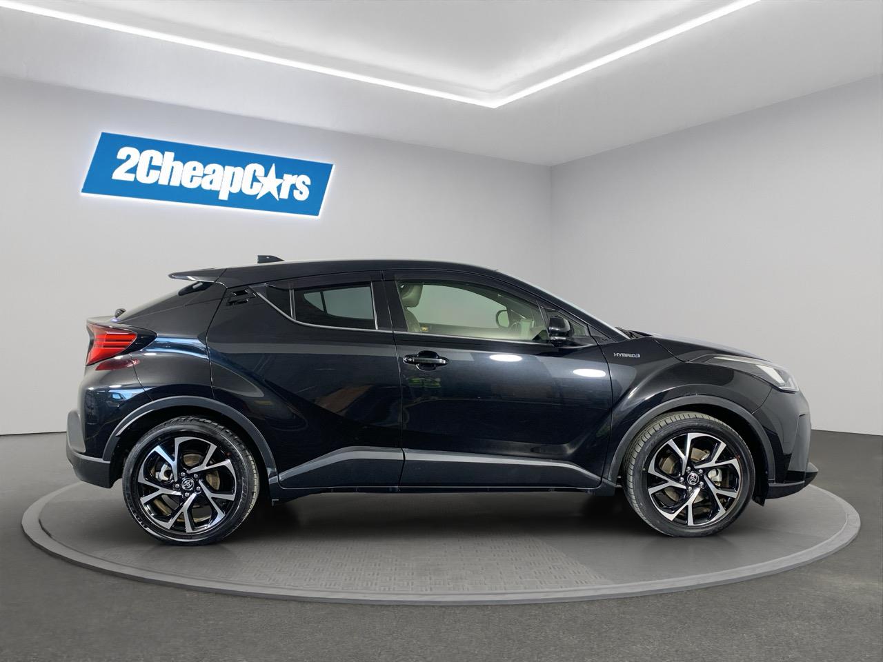 2020 Toyota C-HR HYBRID G LEATHER EDITION RV/SUV LOW KMS + HEATED SEATS + REVERSING CAMERA
