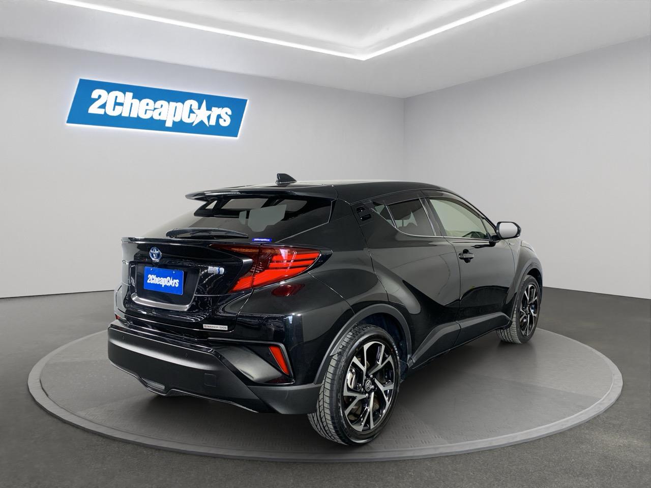 2020 Toyota C-HR HYBRID G LEATHER EDITION RV/SUV LOW KMS + HEATED SEATS + REVERSING CAMERA