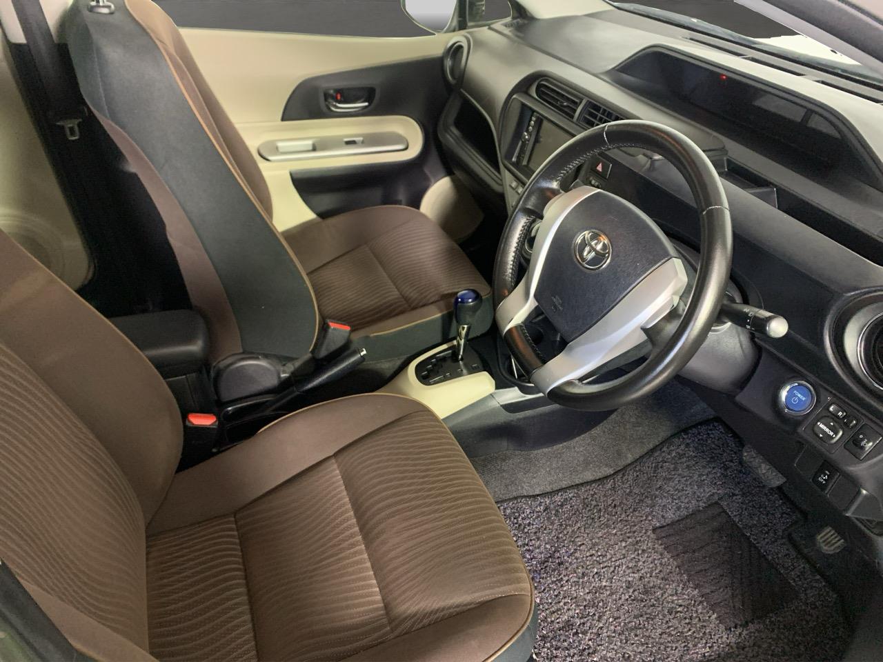 2013 Toyota Aqua G Hatchback REVERSING CAMERA + PUSH BUTTON START + AUTO LIGHTS