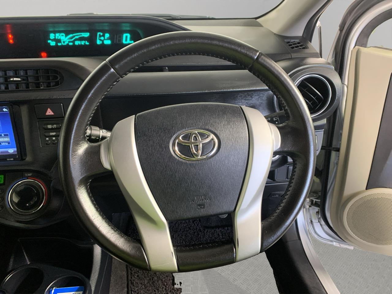 2013 Toyota Aqua G Hatchback REVERSING CAMERA + PUSH BUTTON START + AUTO LIGHTS