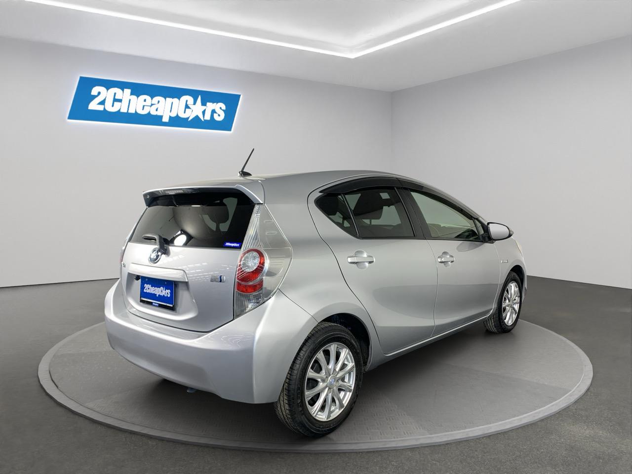 2013 Toyota Aqua G Hatchback REVERSING CAMERA + PUSH BUTTON START + AUTO LIGHTS