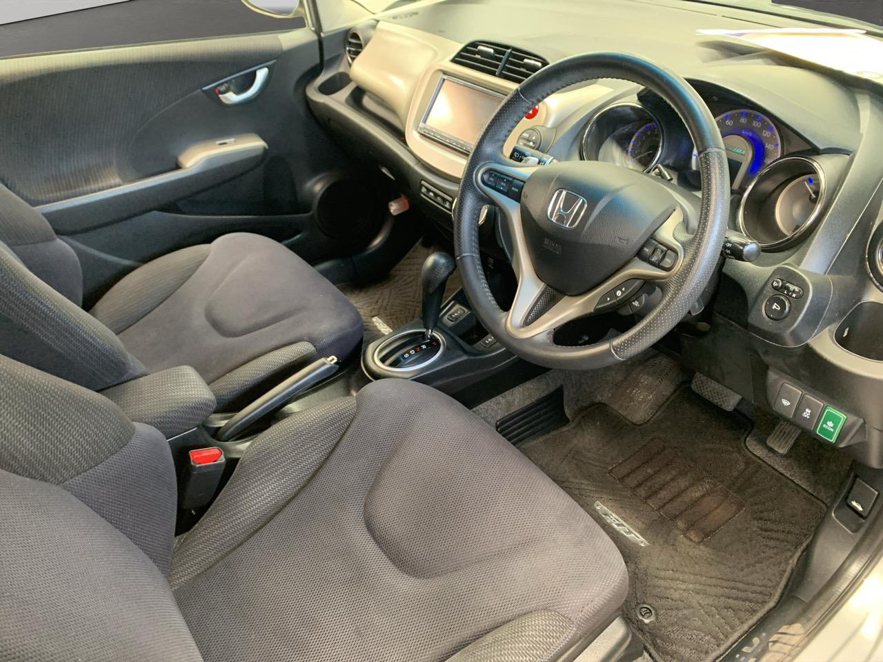 2012 Honda Fit Jazz hybrid Hatchback CRUISE CONTROL + HEATED SEATS