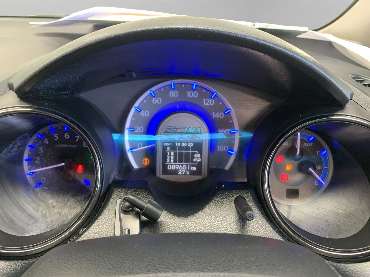 2012 Honda Fit Jazz hybrid Hatchback CRUISE CONTROL + HEATED SEATS