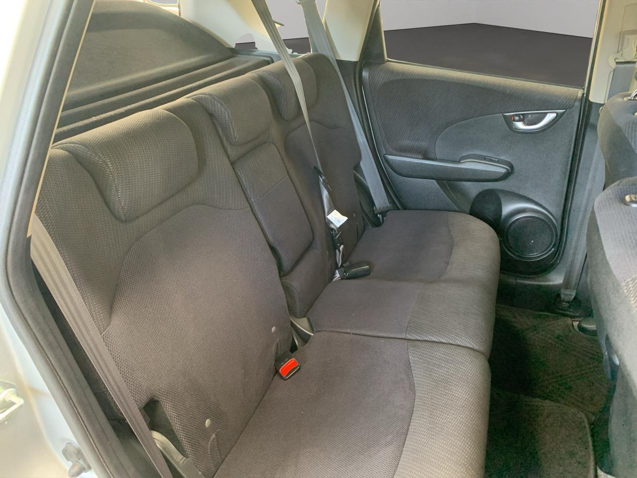 2012 Honda Fit Jazz hybrid Hatchback CRUISE CONTROL + HEATED SEATS