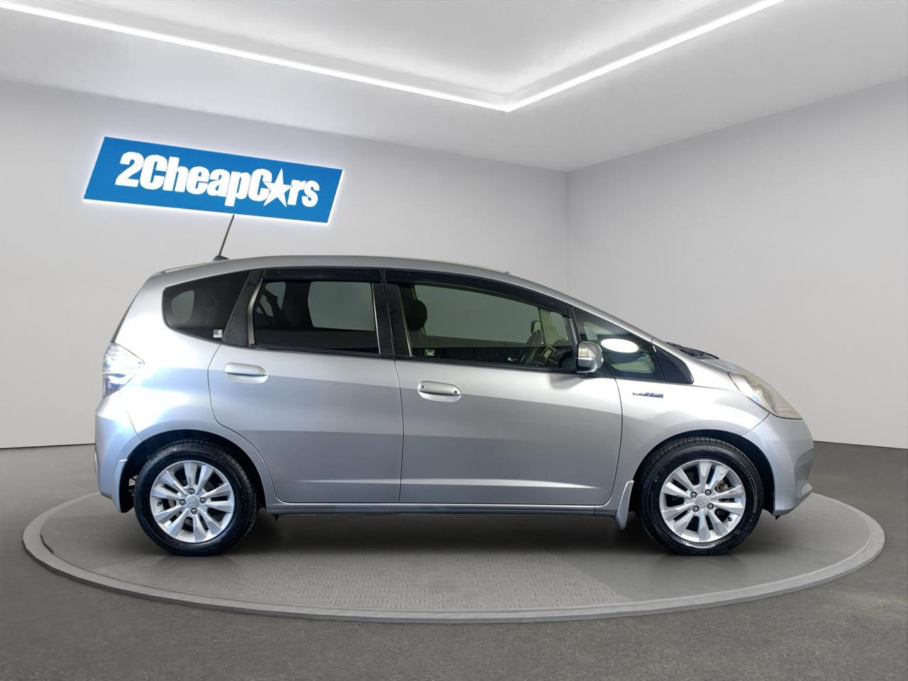 2012 Honda Fit Jazz hybrid Hatchback CRUISE CONTROL + HEATED SEATS