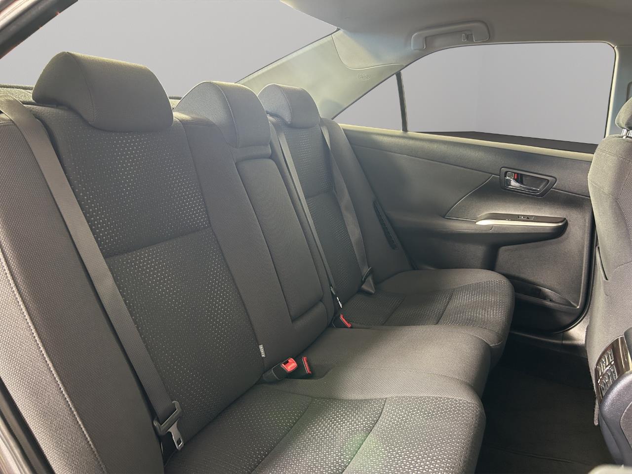 2013 Toyota Camry Hybrid Sedan REVERSING CAMERA + SMART KEY