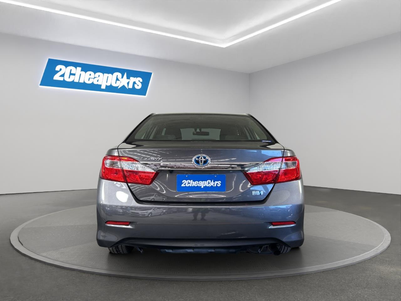 2013 Toyota Camry Hybrid Sedan REVERSING CAMERA + SMART KEY