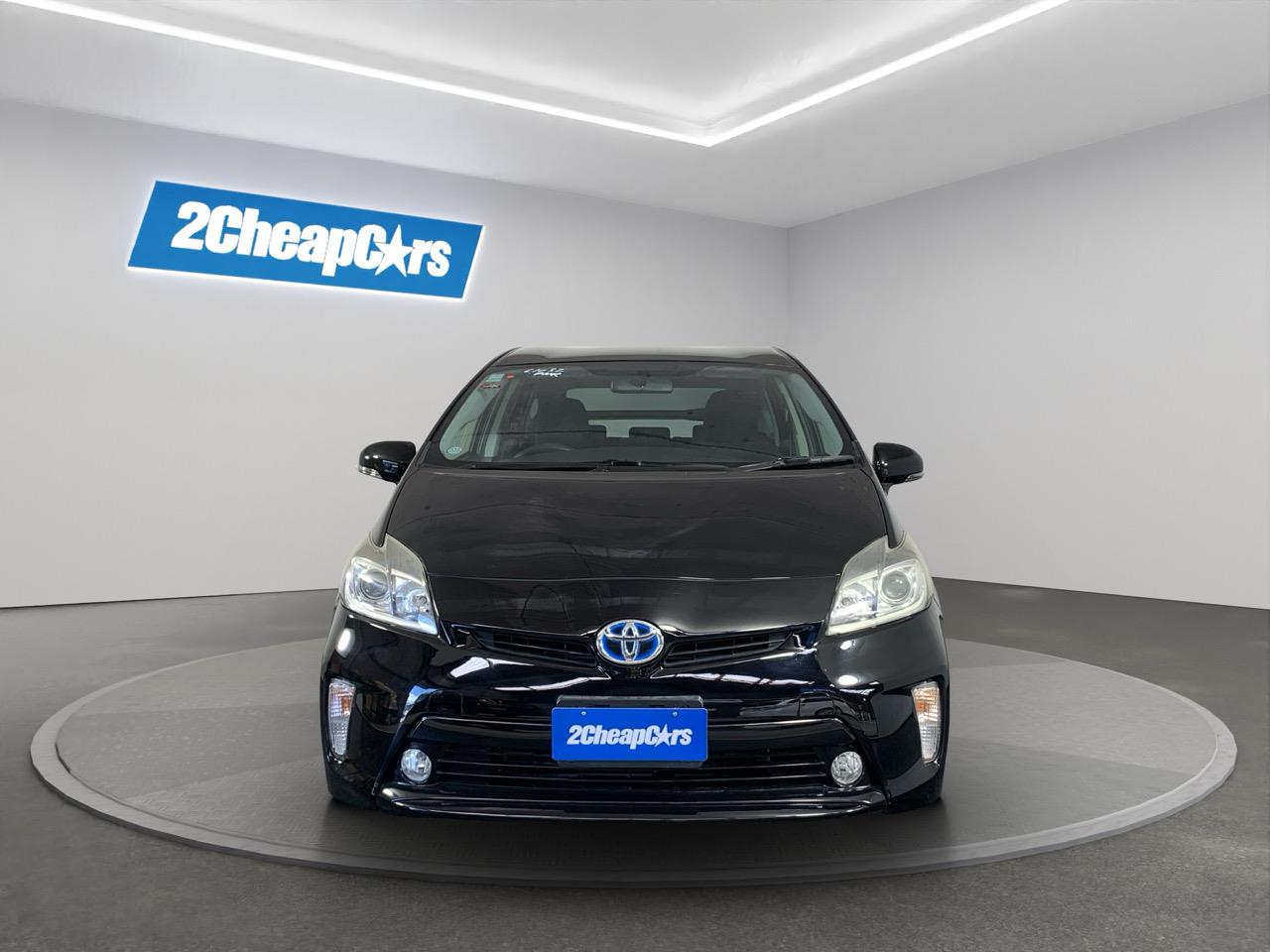 2014 Toyota Prius S Hatchback REVERSING CAMERA + PUSH BUTTON START + AUTO LIGHTS