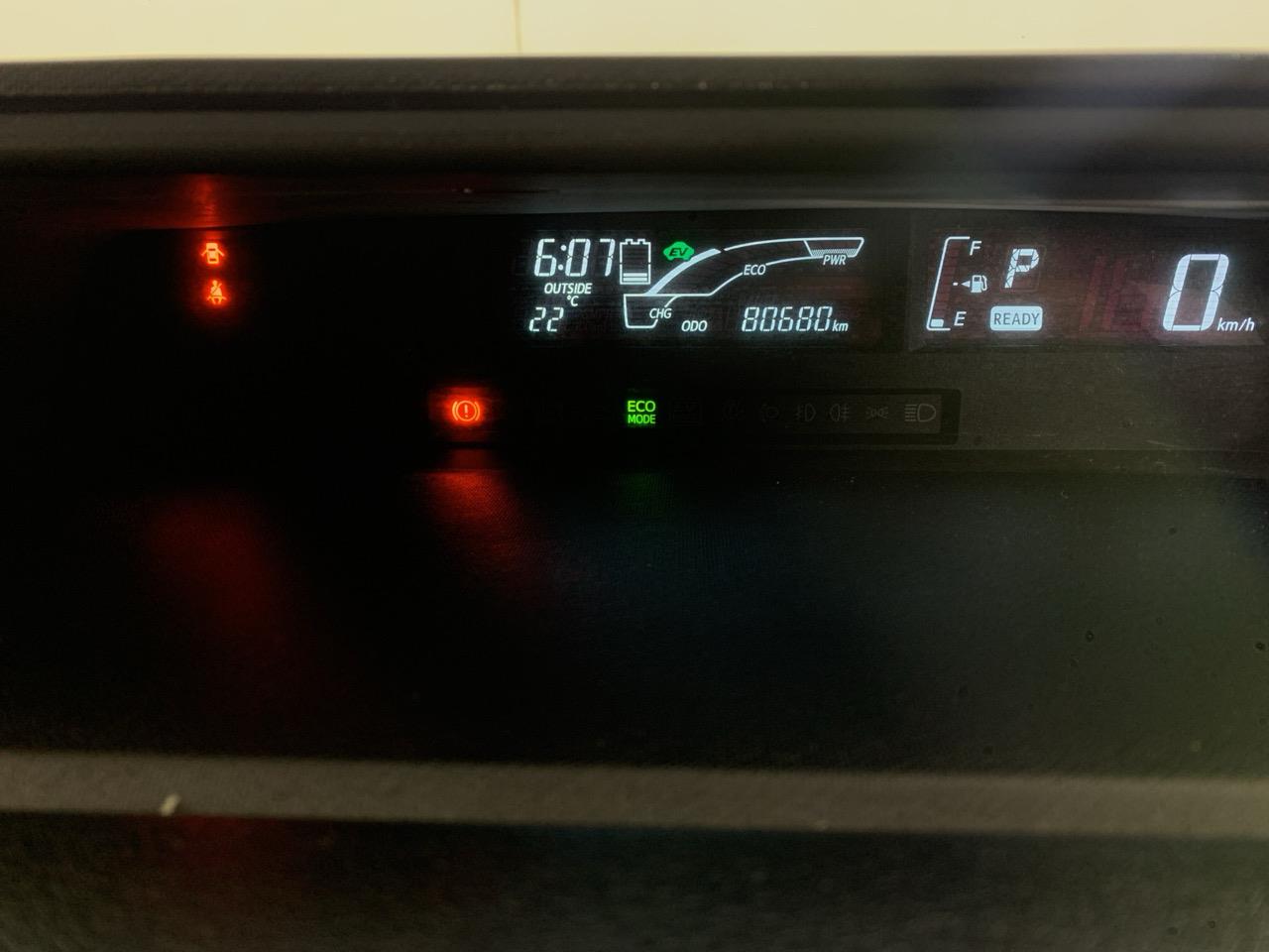 2015 Toyota Aqua X-URBAN Hatchback REVERSING CAMERA + PUSH BUTTON START + AUTO LIGHTS