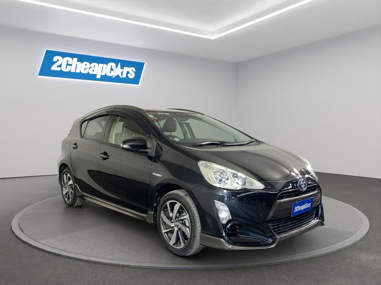 2015 Toyota Aqua X-URBAN Hatchback REVERSING CAMERA + PUSH BUTTON START + AUTO LIGHTS