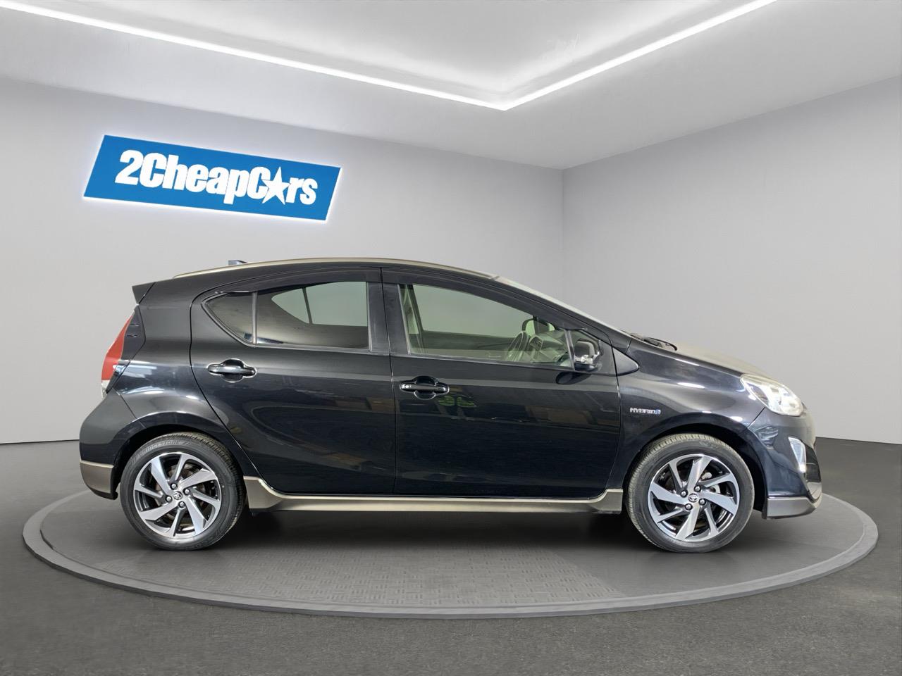 2015 Toyota Aqua X-URBAN Hatchback REVERSING CAMERA + PUSH BUTTON START + AUTO LIGHTS