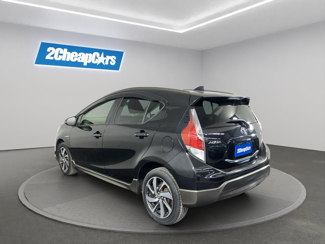 2015 Toyota Aqua X-URBAN Hatchback REVERSING CAMERA + PUSH BUTTON START + AUTO LIGHTS