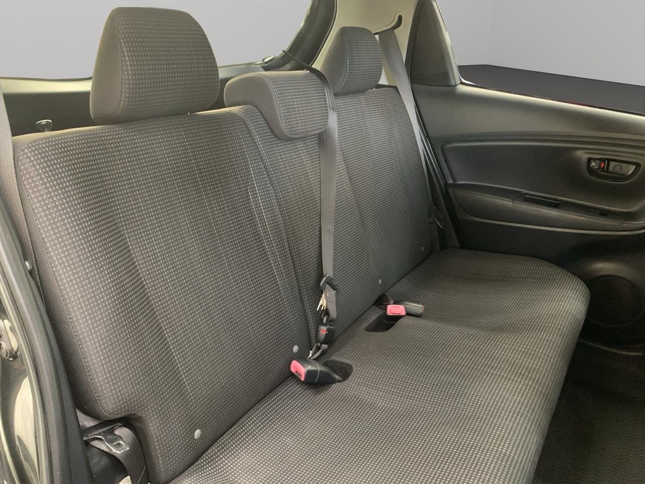 2015 Toyota Vitz Yaris S Hatchback PUSH BUTTON START + AUTO LIGHTS + REVERSING CAMERA