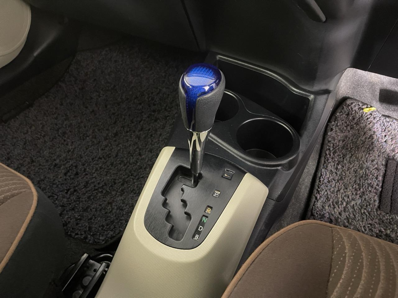 2013 Toyota Aqua G Hatchback REVERSING CAMERA + HEATED SEATS + PUSH START