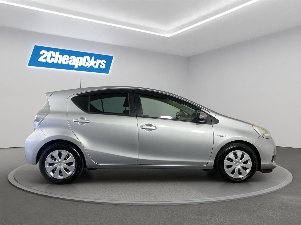 2013 Toyota Aqua G Hatchback REVERSING CAMERA + HEATED SEATS + PUSH START