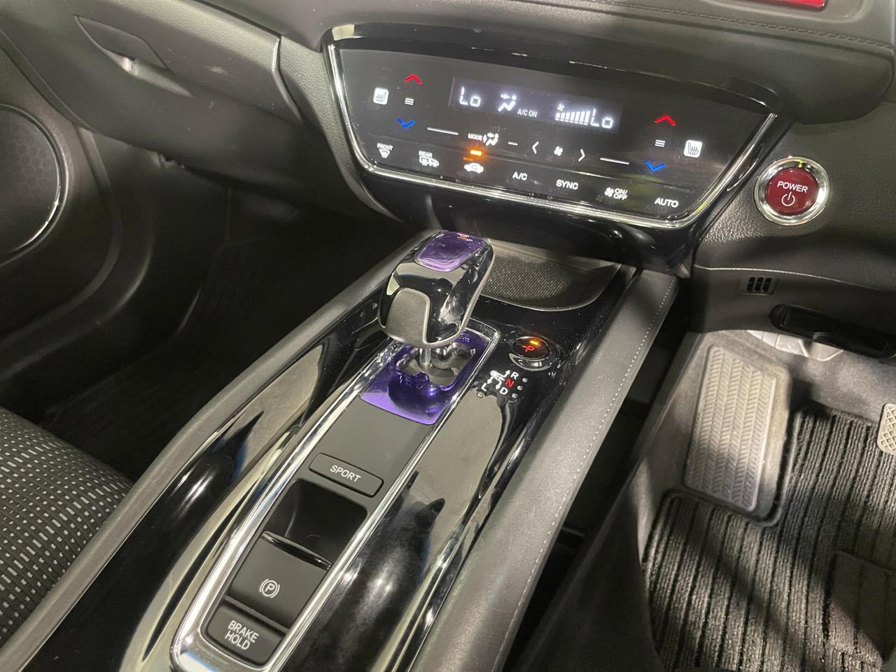 2014 Honda Vezel Hybrid RV/SUV LOW KM + REVESING CAMERA + CRUISE CONTROL