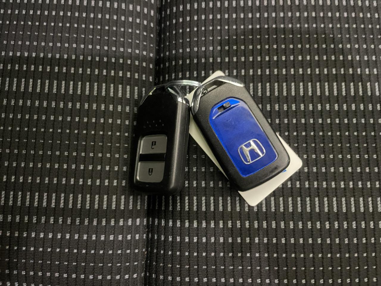 2014 Honda Vezel Hybrid RV/SUV LOW KM + REVESING CAMERA + CRUISE CONTROL