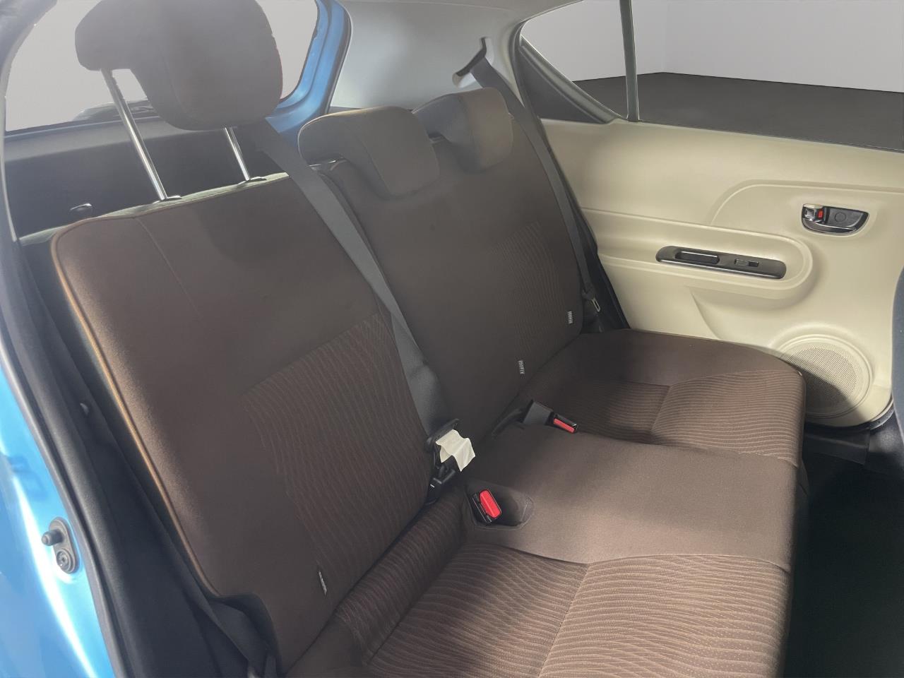 2013 Toyota Aqua 1.5 Hatchback PUSH SRART + AUTO LIGHTS