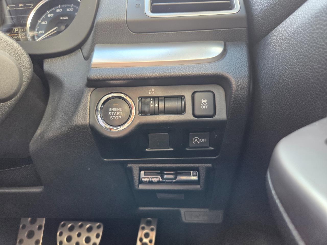 2015 Subaru XV 2,0i-L Eyesight AWD RV/SUV AWD + PADDLE SHIFT + CRUISE CONTROL