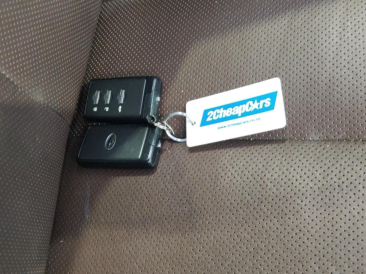 2013 Subaru Outback AWD RV/SUV AWD + CRUISE CONTROL + POWER ADJUSTMENT SEATS